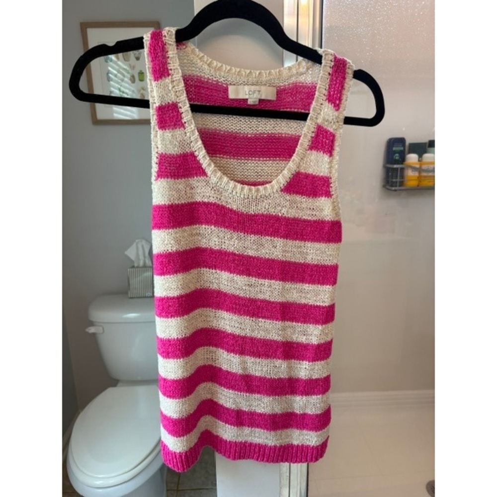 Ann Taylor LOFT Pink Cream Striped Knit Tank Top Sleeveless Sweater Small